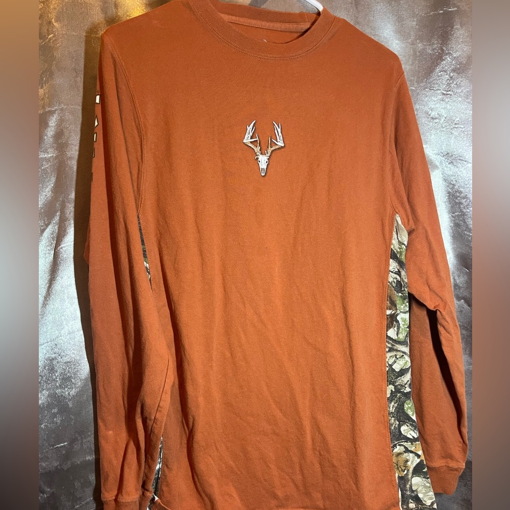 Legendary Buck Long Sleeve Size Large